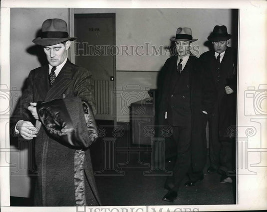 1942 Press Photo AFL Union's William Campbell, Fred Linser charged w/ extortion - Historic Images