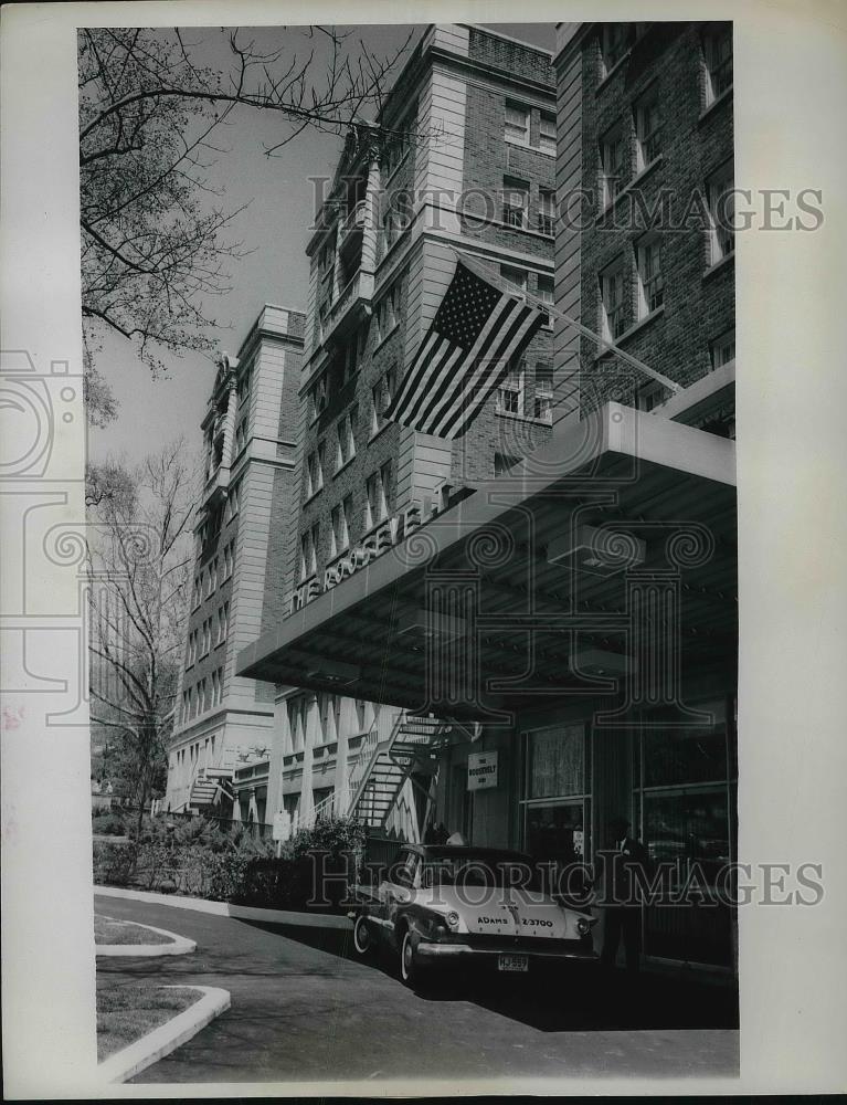 1963 Press Photo Washington D.C. Roosevelt Apartment Senior Complex - nea95744 - Historic Images