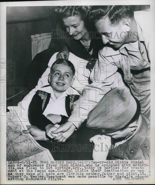 1949 Press Photo Dickie Riedel Crippled with Artritus flown for treatment spa - Historic Images