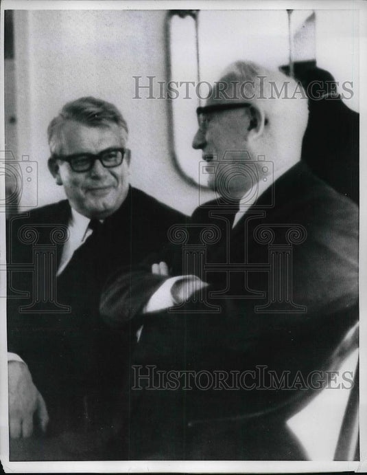 1966 Press Photo Henri Nannen of "Stern", Supreme Court Justice Earl Warren - Historic Images