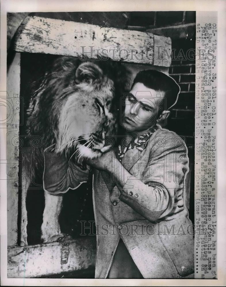 1951 Press Photo Col. O. Fearless Fagan, a vagrant Lion, Humeston - Historic Images