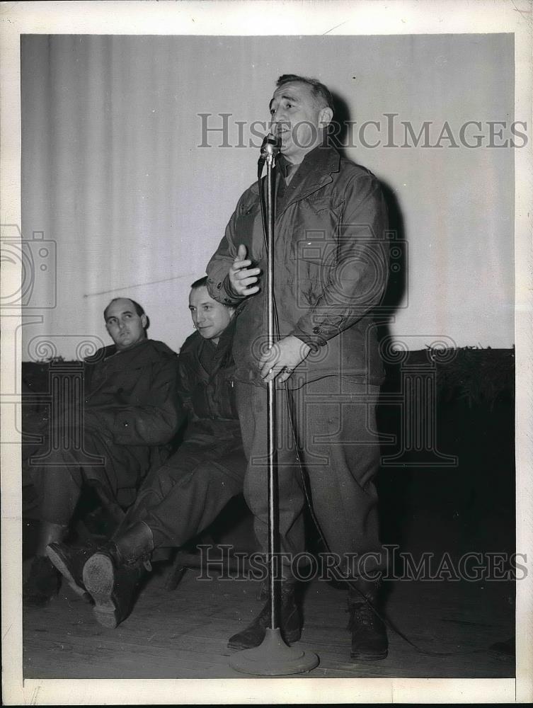 1945 Press Photo Frankie Frisch Dutch Leonard Bucky Walters Western Front - Historic Images