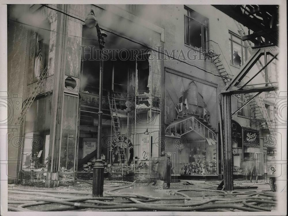 1927 Press Photo Fire at a department store - Historic Images