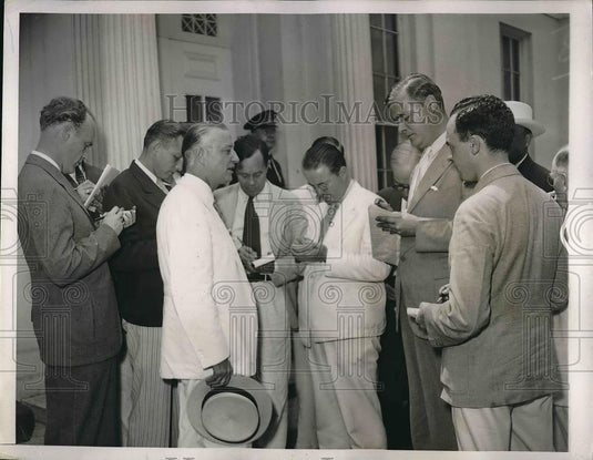 1935 Press Photo Governor Martin L. Davey, Ohio, White House Reporters - Historic Images