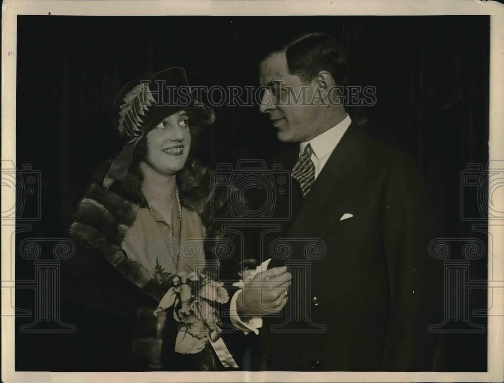 1924 Press Photo Ostrid Ohlson Actress New York Husband Charles Blake Chicago - Historic Images