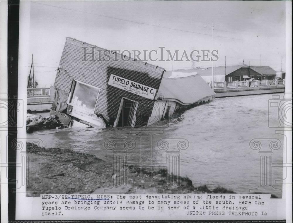 1955 Press Photo Effects of Flood in Tupelo Mississippi - neb12354 - Historic Images