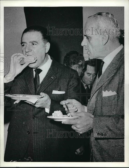 1964 Press Photo Peru's President Fernando Belaunde Terry, Roberto Pettinato - Historic Images