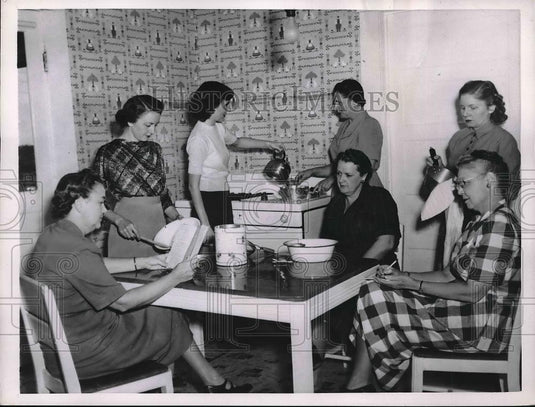 Press Photo Mrs H.H., Rigby,, Mrs T.M crouch, Mayor Crawford, Mrs. Shed Weeks - Historic Images