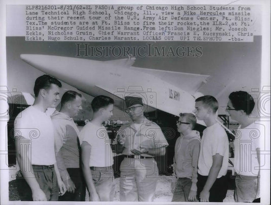 1962 Press Photo Students view a Nike Hercules Missile, U. S. Army Air Defense - Historic Images