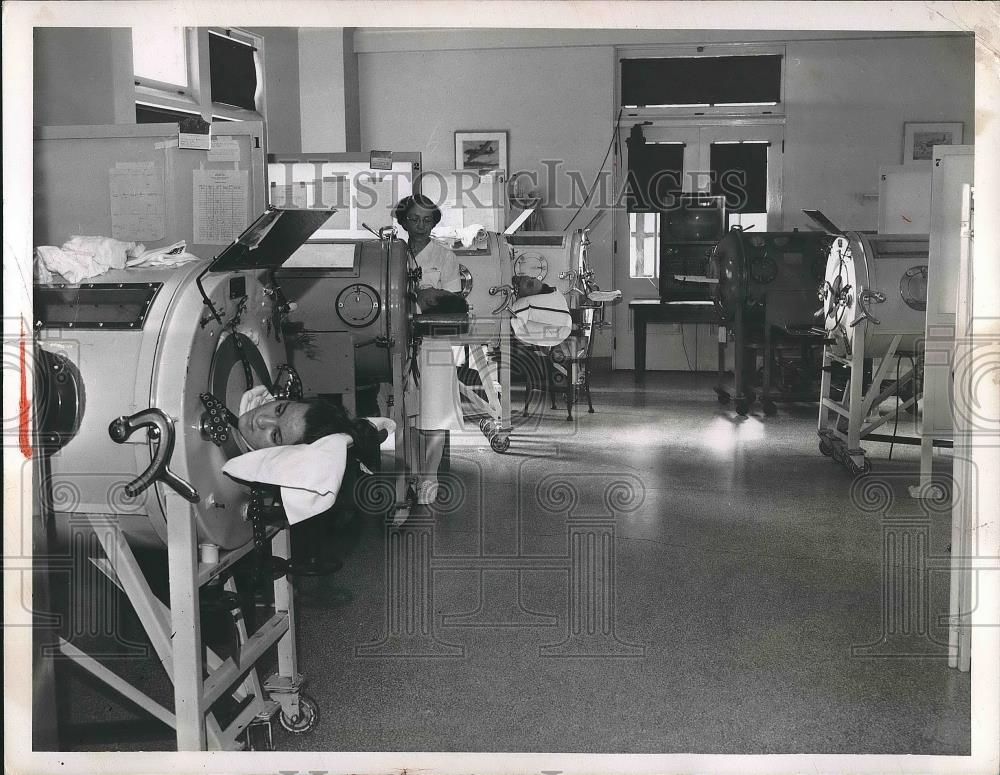 1951 Press Photo Mrs Margaret Soldat at City Hospital - Historic Images