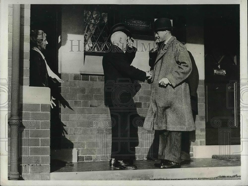 1931 Press Photo Prince of Wales, Captain and Mrs. Oliver, Liverpool, England - Historic Images