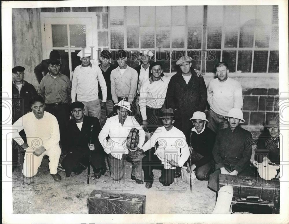 1941 Press Photo Surviving Crewmen from American Tanker S. S. Charles Pratt - Historic Images