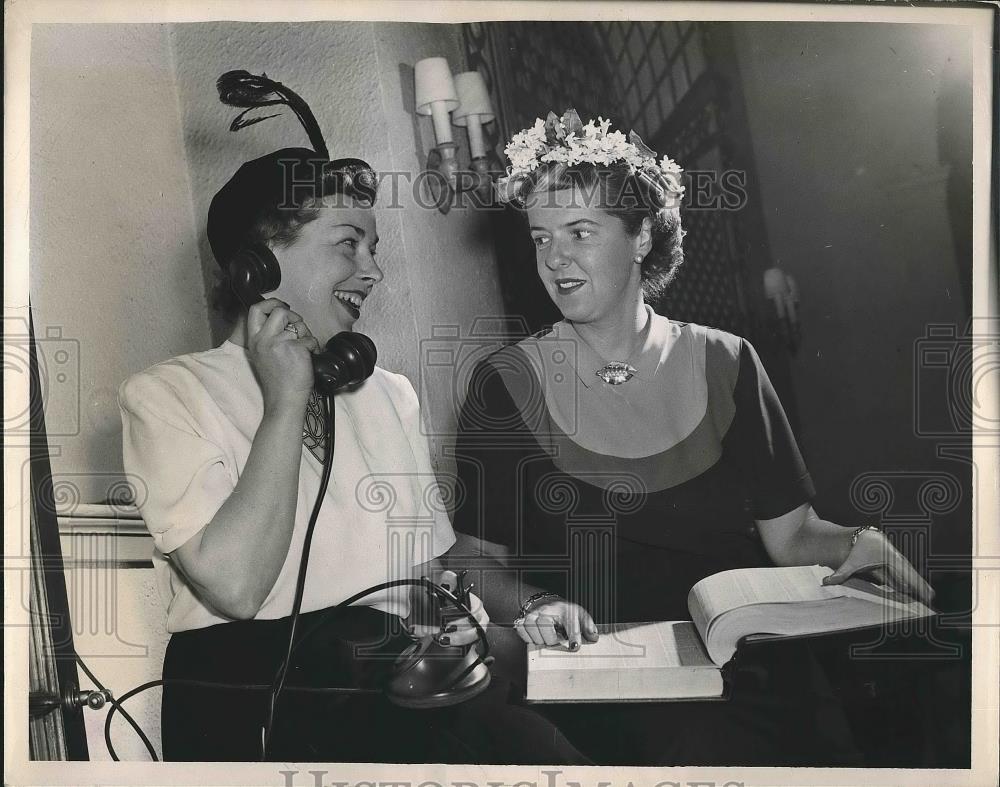 1949 Press Photo Mrs. Henry H. Polk, Mrs. Thomas E. Morton - Historic Images