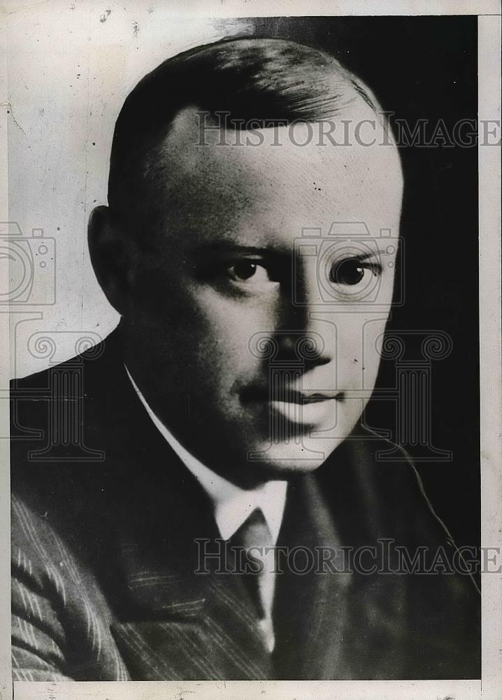 1934 Press Photo Millionaire Canadian Distiller Harry Hatch Receives Kidnapping - Historic Images