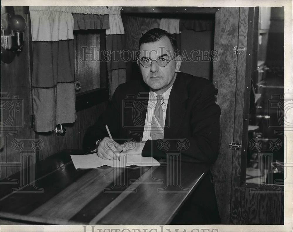 1939 Press Photo S Wylie Overly Jeanette PA - Historic Images