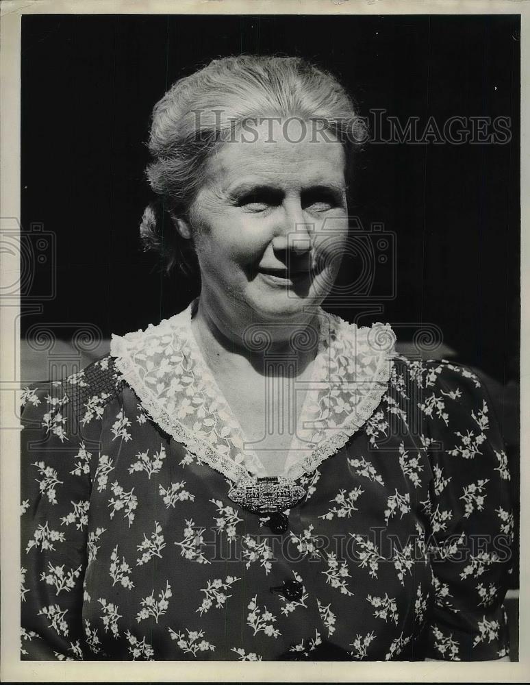 1941 Press Photo Mrs. James Hogan - Historic Images