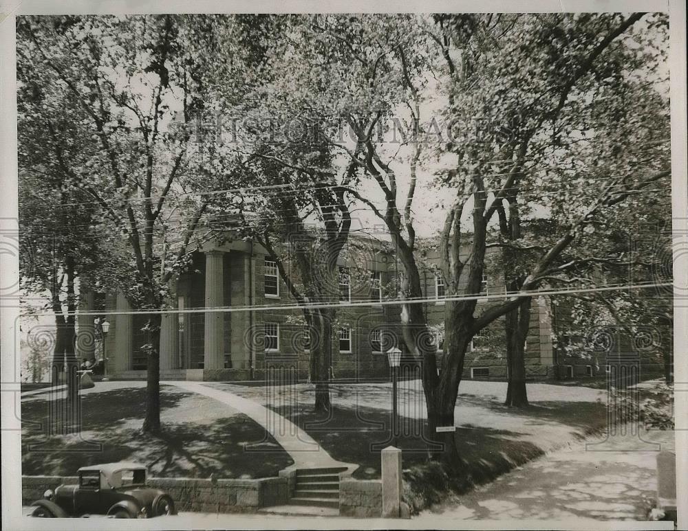 1933 Press Photo The courthouse at Barnstable, Mass for a kidnap trial - Historic Images