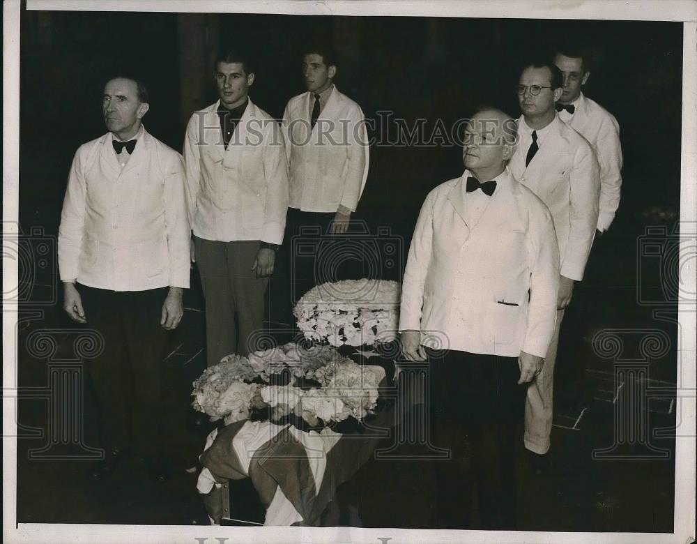 1937 Press Photo Crew stand as guard on Lionel Haskell died in Hoover Bombing. - Historic Images