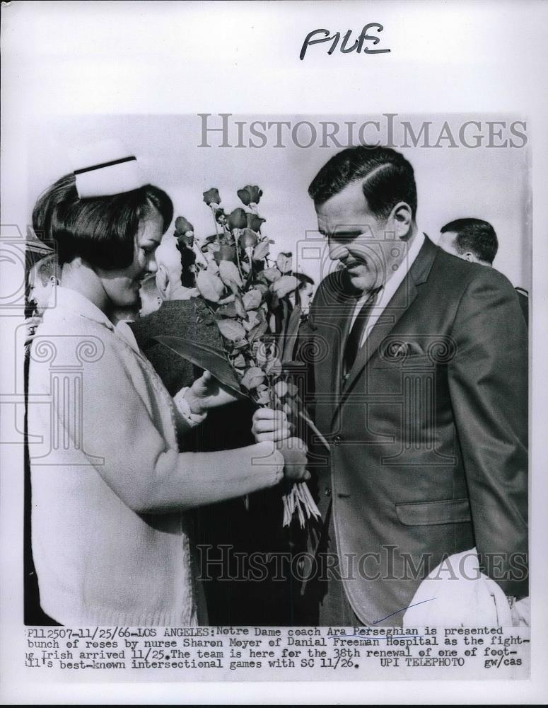 1966 Press Photo Ara Perseghian, Notre Dame Coach, Nurse Sharon Meyer - Historic Images