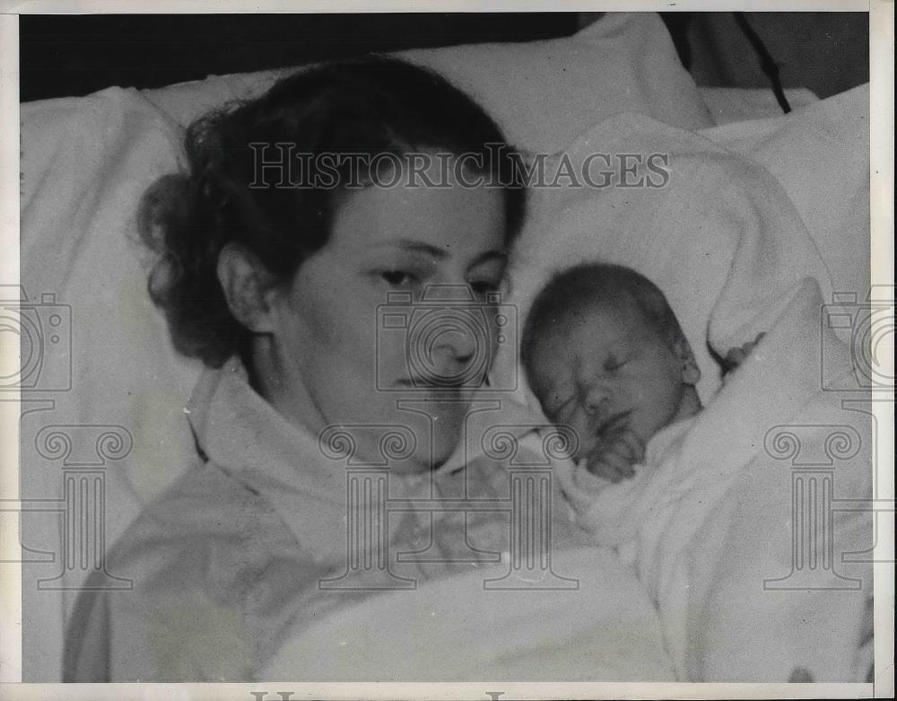 1937 Press Photo California Hospital Celebrates 20,000 Birth - Historic Images