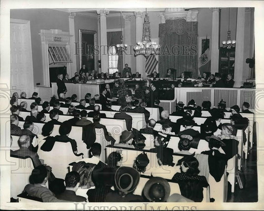 1941 Press Photo Tax payers at meeting at City Hall - neb19358 - Historic Images
