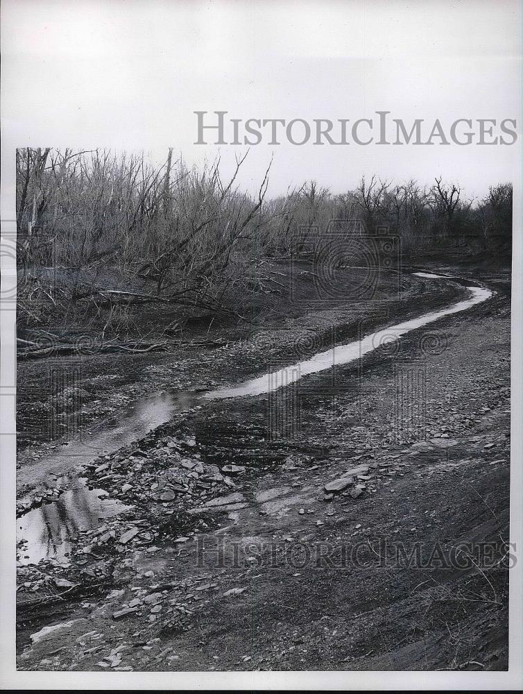 1957 Press Photo Neosha River near Parsons Kansas - nea81635 - Historic Images