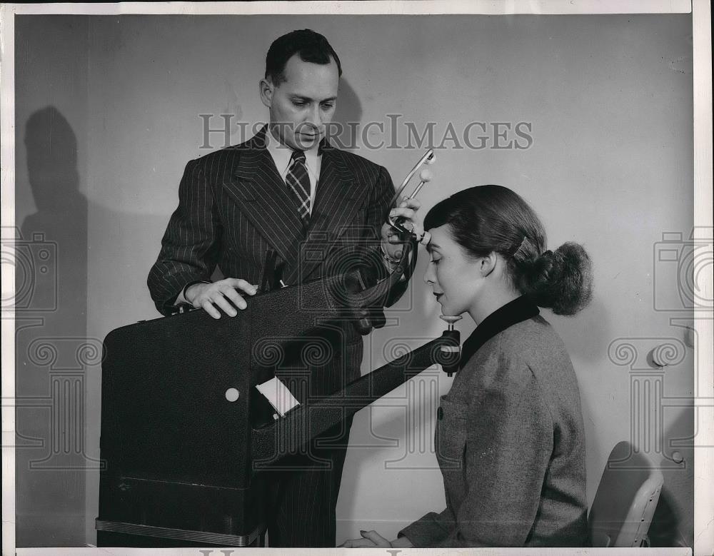 1951 Press Photo Foundation for Better Reading - neb03236 - Historic Images