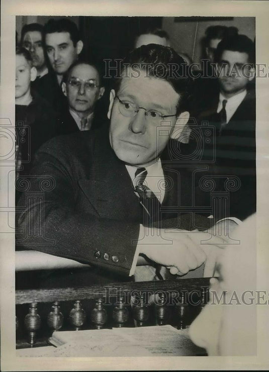 1939 Press Photo Dr. John Raftery Physician In Magistrate's Court During Trial - Historic Images