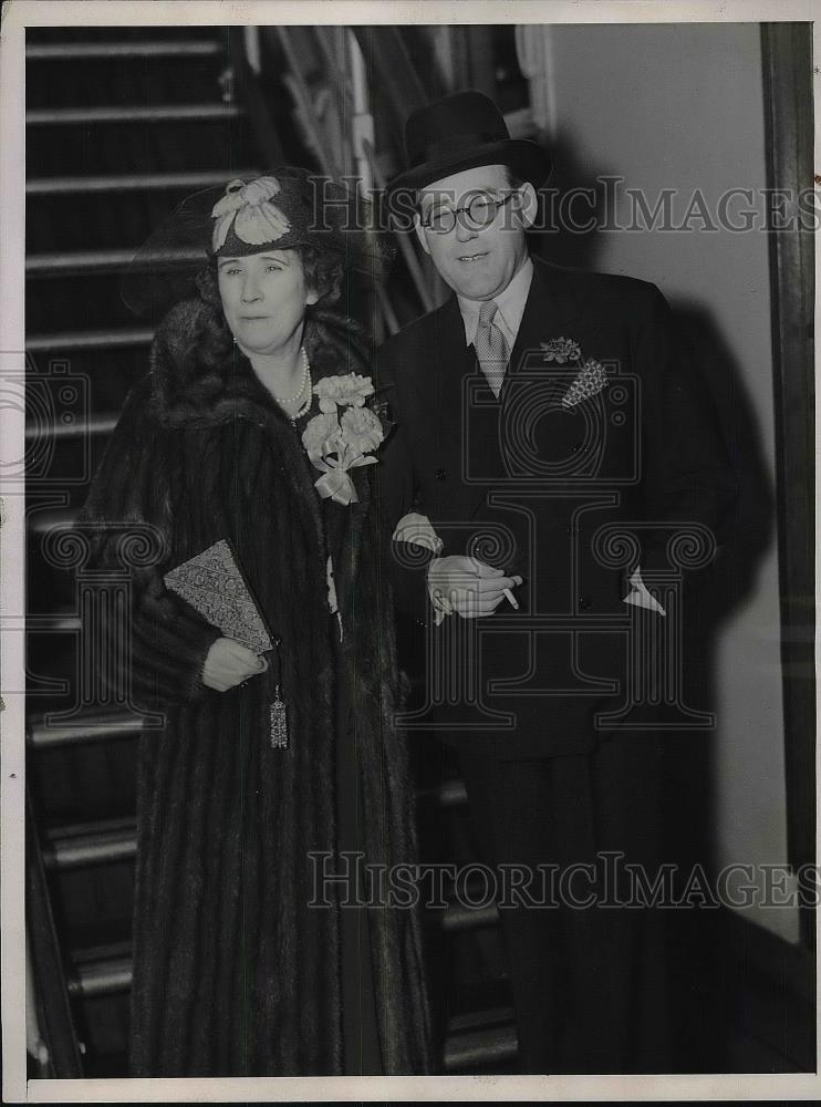 1937 Press Photo William J. Babington Macaulay with Bride, Former Genevive Brady - Historic Images