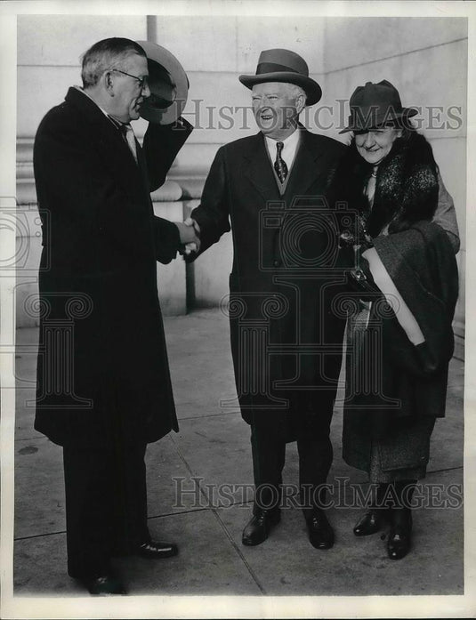 1934 Press Photo VP and Mrs. John Nance Garner with Edwin C. Halsey - neb21255 - Historic Images