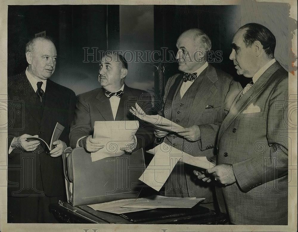 1949 Press Photo Parker Fulton, Pres. William Weiss, J. McChord, J. Persky - Historic Images