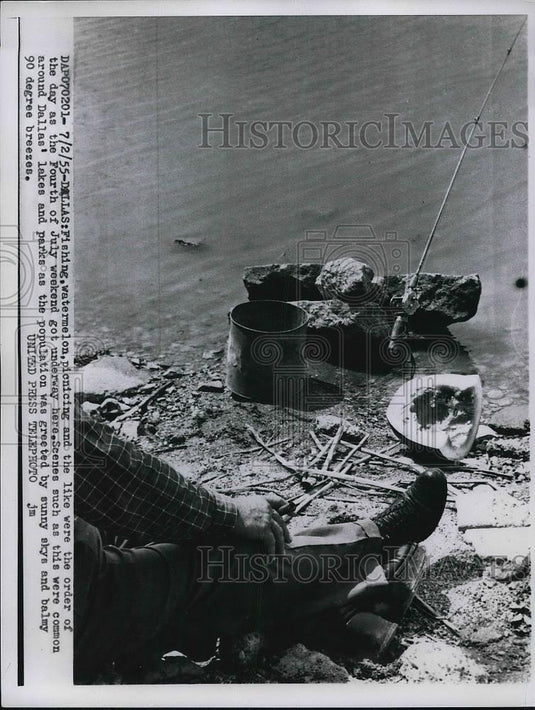 1955 Press Photo Dallas Texas Fisherman Fourth Of July - nea80417 - Historic Images
