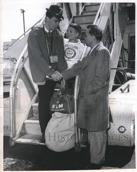 1957 Press Photo Joe Meany Jr., "Boy of The Year" Boys Club, Father, R. Corwin - Historic Images