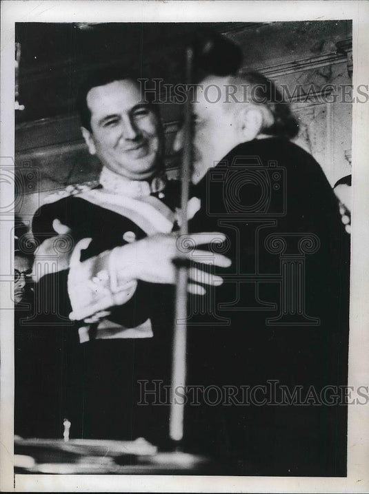 1946 Press Photo President Juan Peron, Hortensio Quijano Celebrate Argentine Win - Historic Images