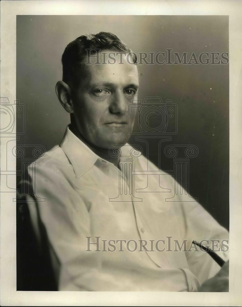 1938 Press Photo Author Ray Cohen Sitting In Chair - Historic Images