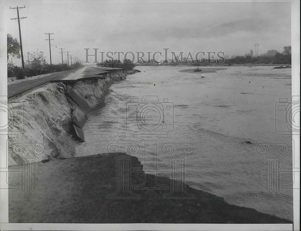 1934 Press Photo Results of Flooded Waters on Riverside Drive in L.A. - Historic Images