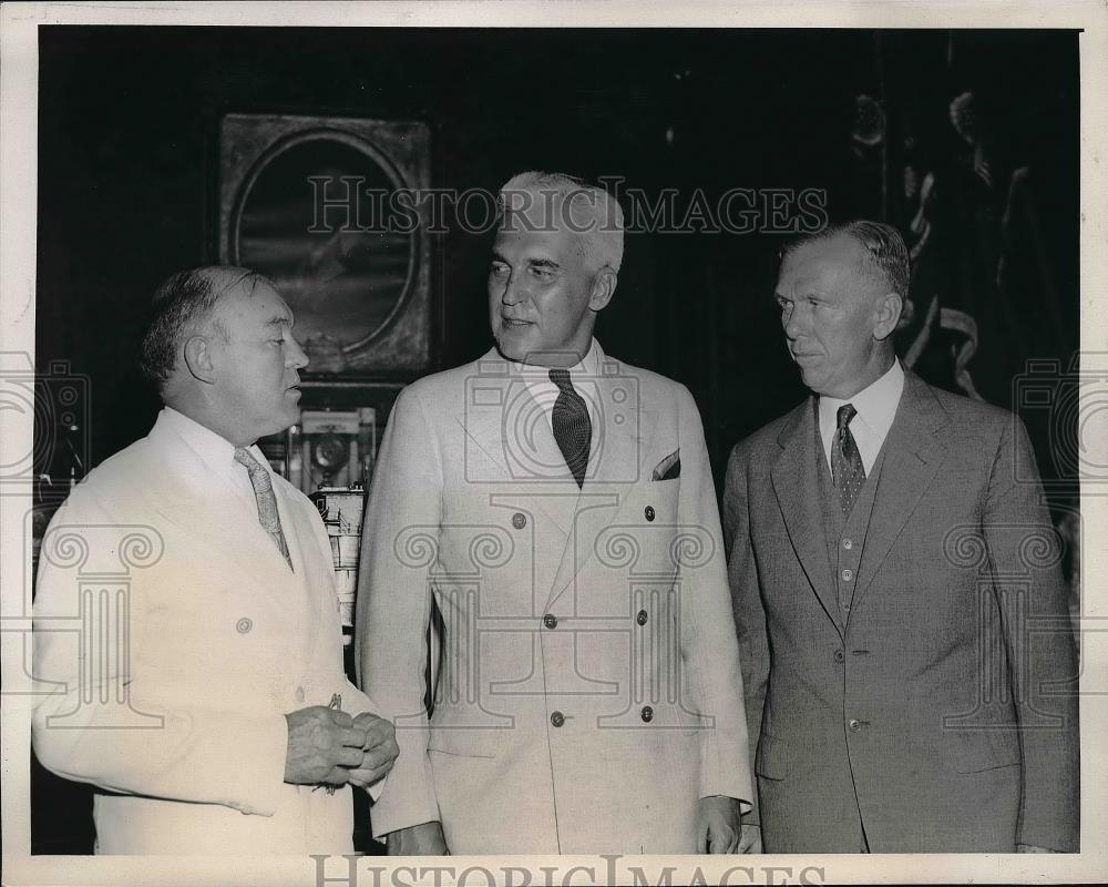 1939 Press Photo Paul v. McNutt, Sec. of War harry Woodring, Gen. George C. - Historic Images