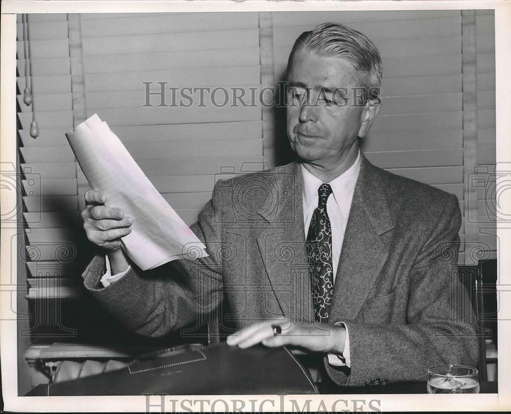 1961 Press Photo Lt. Gen. Albert Wedemeyer Giving Testimony in Macaurthur Probe - Historic Images