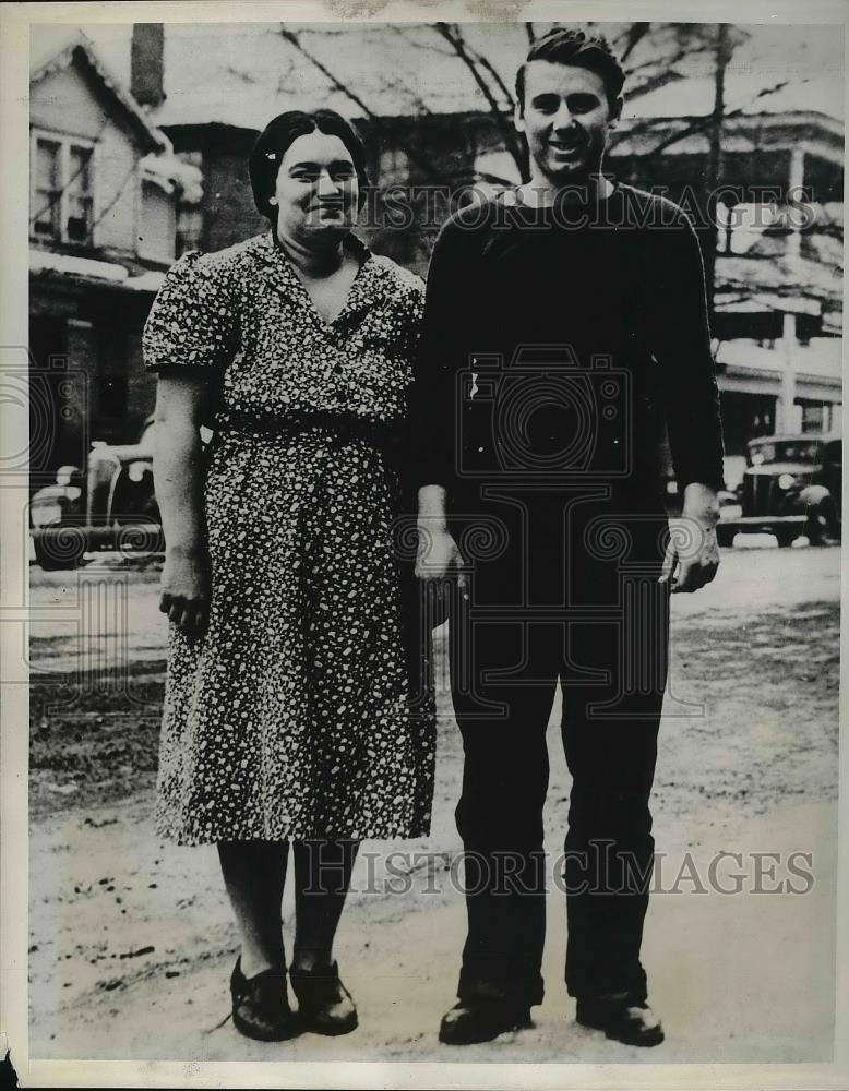 1940 Press Photo Charles Schaal &amp; Mrs. Hudnall After Marriage Annulment - Historic Images