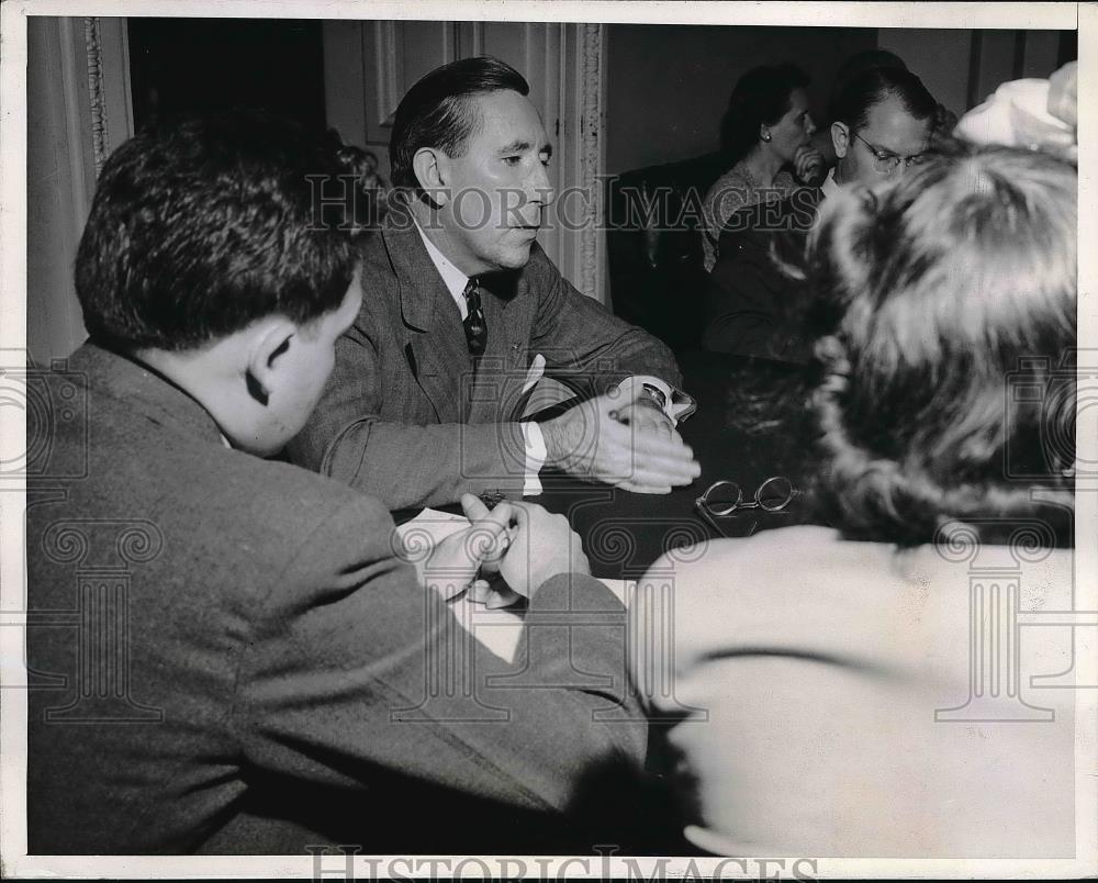 1944 Press Photo Senator Claude Pepper at Press Conference - Historic Images