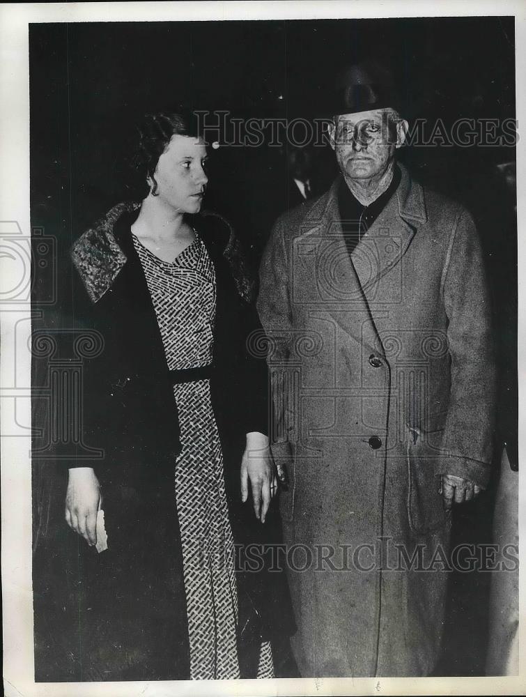 1935 Press Photo Lilliam Gibbon and John Gibson - Historic Images