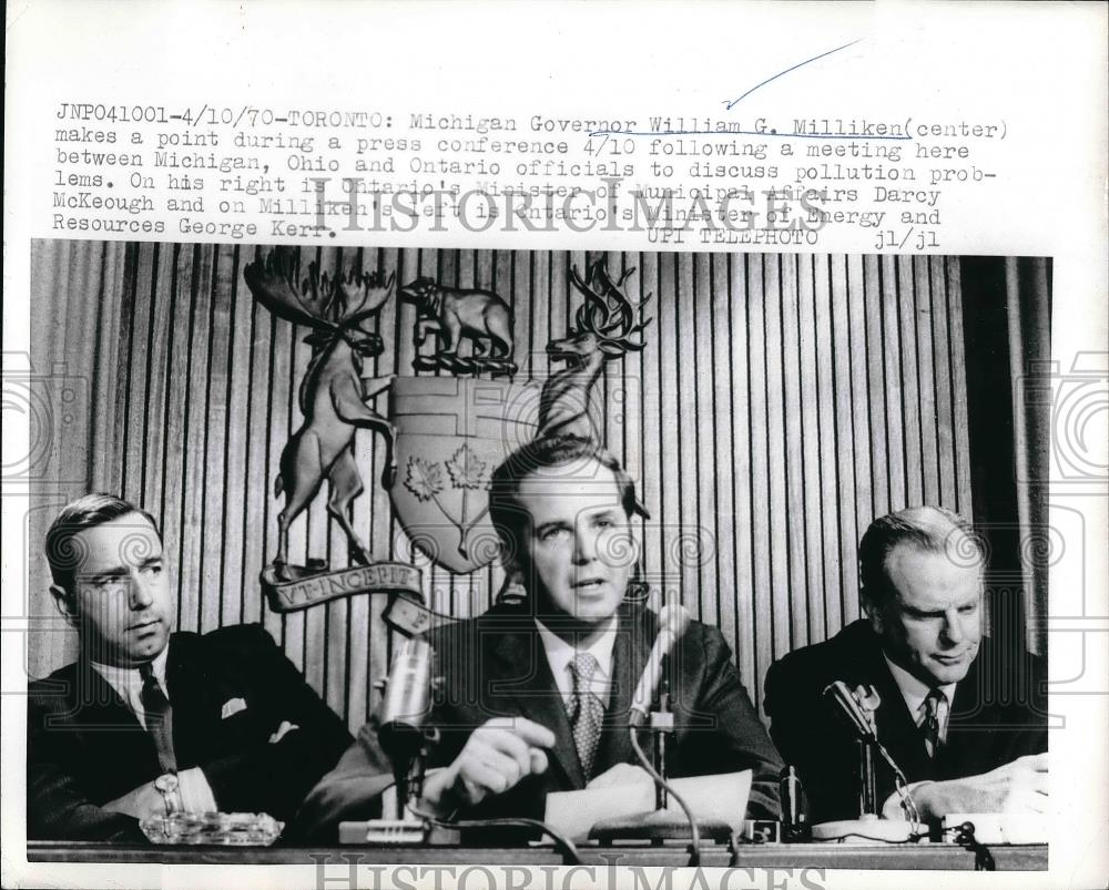 1970 Press Photo Michigan Gov. W. Milliken, Darcy McKeough, George Kerr - Historic Images