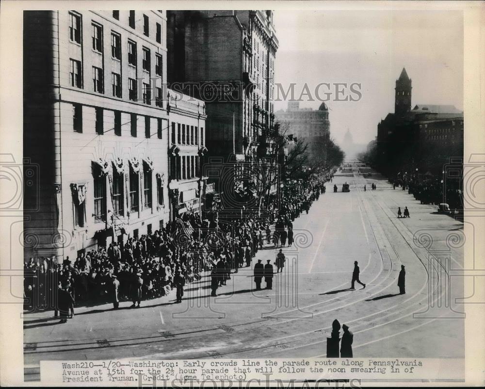 1949 Press Photo Crowds line the parade route for President Truman swearing-in - Historic Images