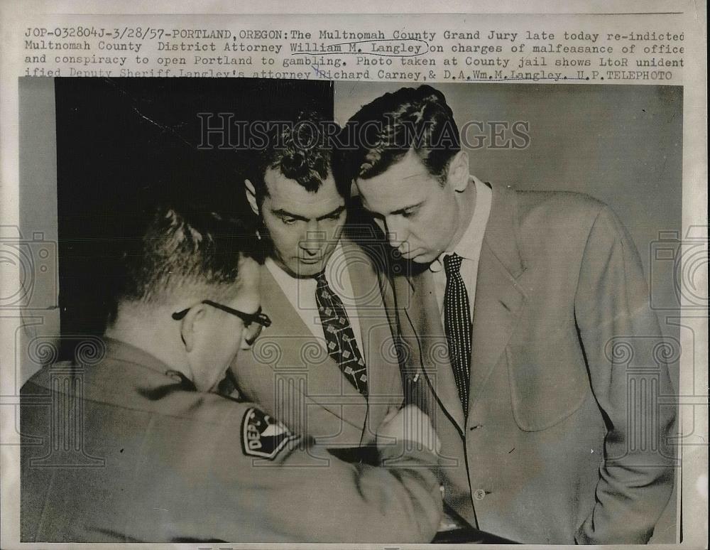 1957 Press Photo William M. Langley Charged, Attorney Richard Carney - Historic Images