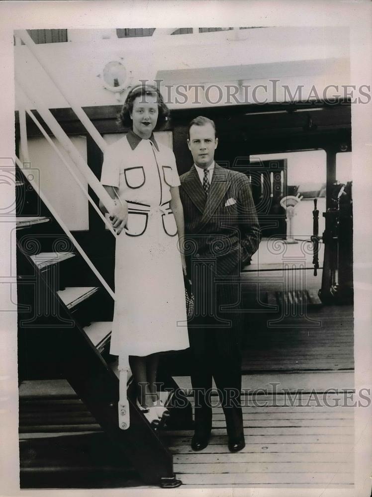 1936 Press Photo Mr Mrs Louis Reed Jr New York City Bermuda Honeymoon - Historic Images