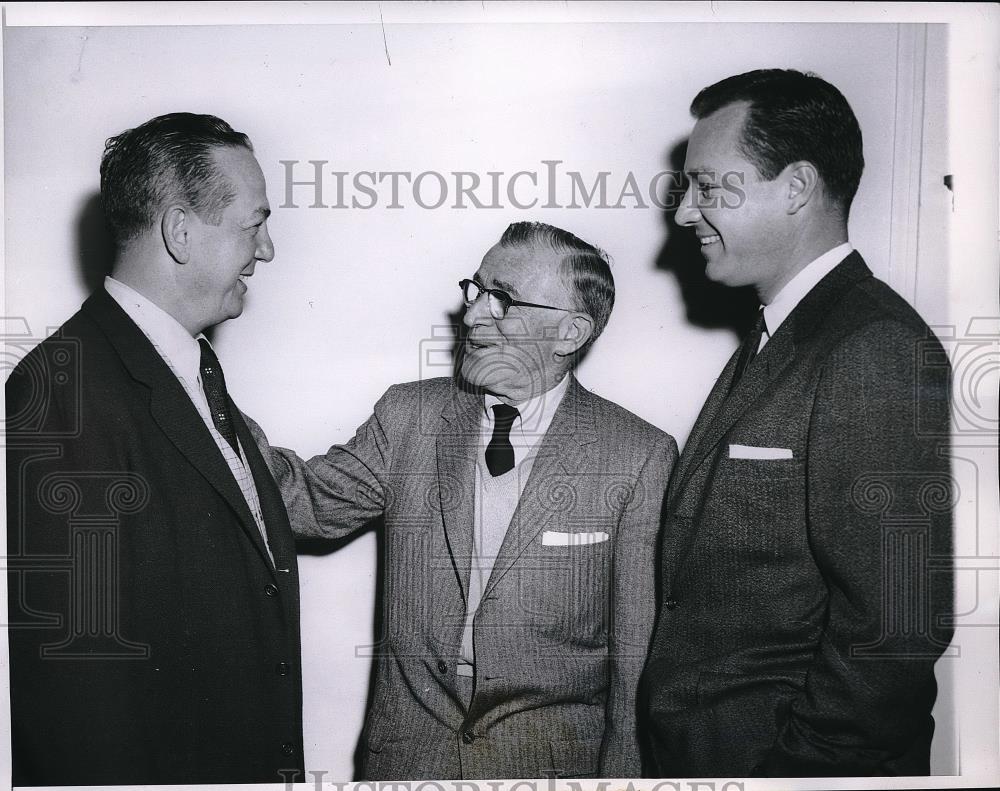 1955 Press Photo Gabe Paul, Eddie Brannick, Joe Brown Pittsburgh Pirates - Historic Images