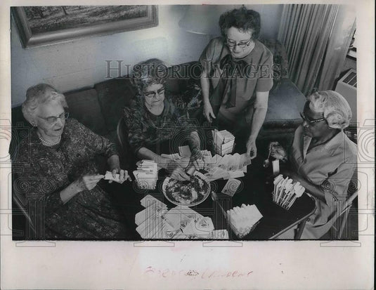 1970 Press Photo Tillie Hanrahan Pauline Lampman Nellie Gibson Bessie Kelly - Historic Images