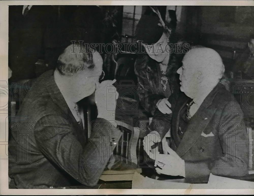 1940 Press Photo Dr. W.J. Johnson, Mrs. Johnson, Harry Knox - Historic Images