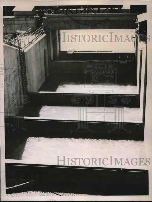 1937 Press Photo fishways at junction of Columbia River at Bradford Island - Historic Images