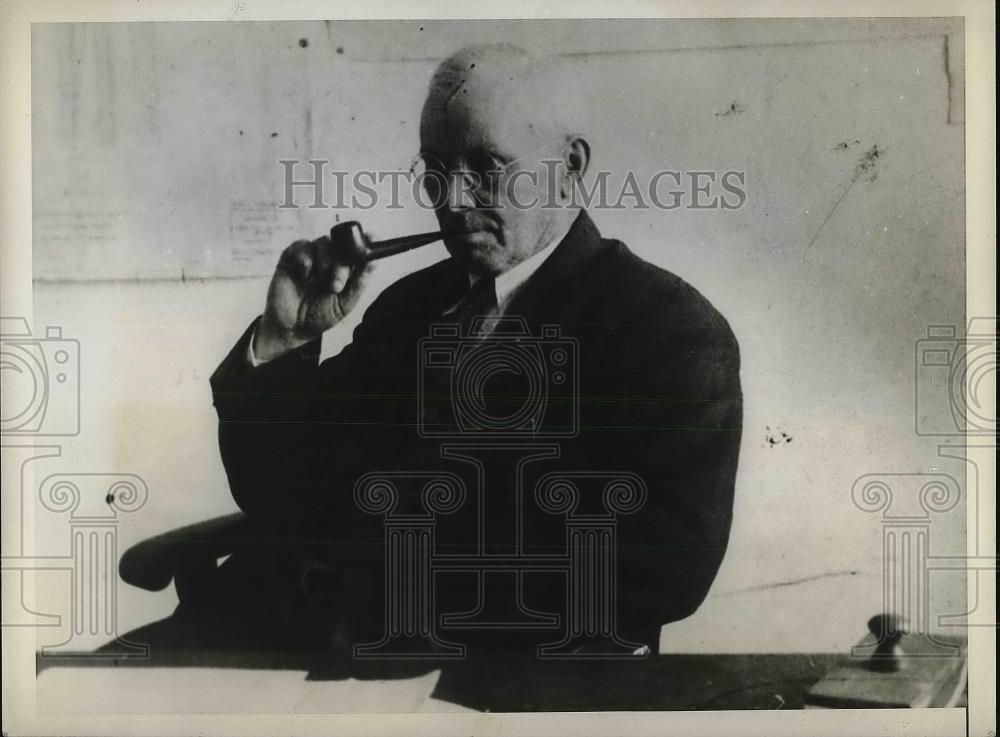 1930 Press Photo Thompson, American Engineer for Soviet Power Station - Historic Images